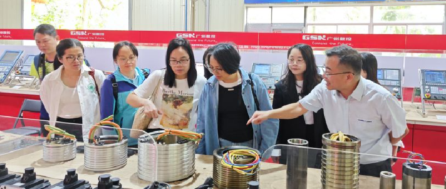 对标产业前沿，精准培育人才——广西第一工业学校开展计算机应用与机电技术应用两个专业群调研走访